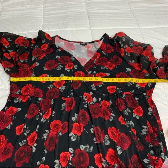 Torrid Red Floral Chiffon Blouse Ruffle Cuff Surplice Neck Women’s Size US 4x - Picture 12 of 13